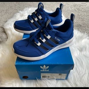 Adidas Loop Sneakers